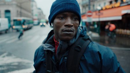 La double vie d'Abou Sangaré, sans-papiers et lauréat du prix Cannes