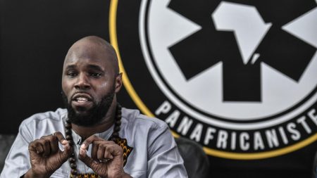 La police française libère sans inculpation le brandon anti-occidental Kemi Seba