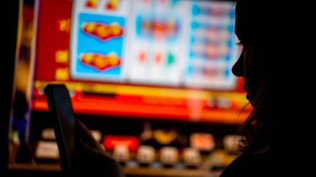 Légalisation des casinos en ligne dans le Budget 2025 : un débat en cours Budget 2025 : pourquoi la légalisation des casinos en ligne, souhaitée par le gouvernement, fait débat
