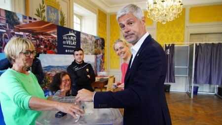 Législatives 2024 : Les Républicains à 10% au 1er tour, reculent encore (estimation Ipsos-Talan) Résultats des législatives 2024 : Les Républicains obtiennent 10% des voix au premier tour et perdent encore du terrain, selon notre estimation Ipsos-Talan