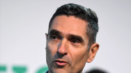 Louis Laugier à la police, Hubert Bonneau à la gendarmerie : nouvelles nominations du gouvernement. Le gouvernement nomme Louis Laugier à la tête de la police et Hubert Bonneau à celle de la gendarmerie