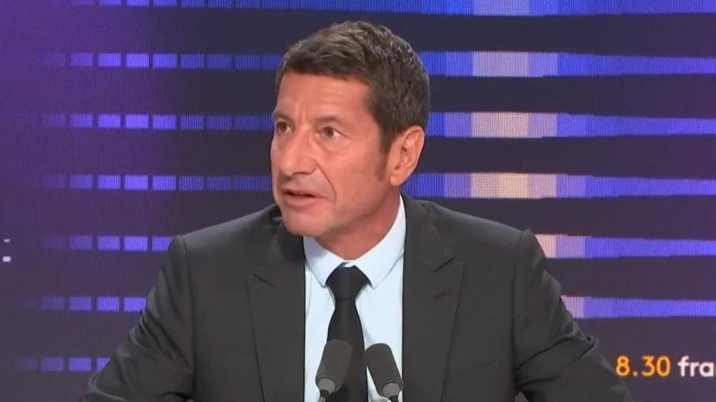 Loyers impayés de la gendarmerie : "À chaque fois, la variable d'ajustement, ce sont les communes", regrette David Lisnard
