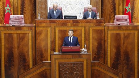 Emmanuel Macron appelle le Maroc à une "coopération naturelle et fluide" et plus de "résultats" contre l'immigration illégale