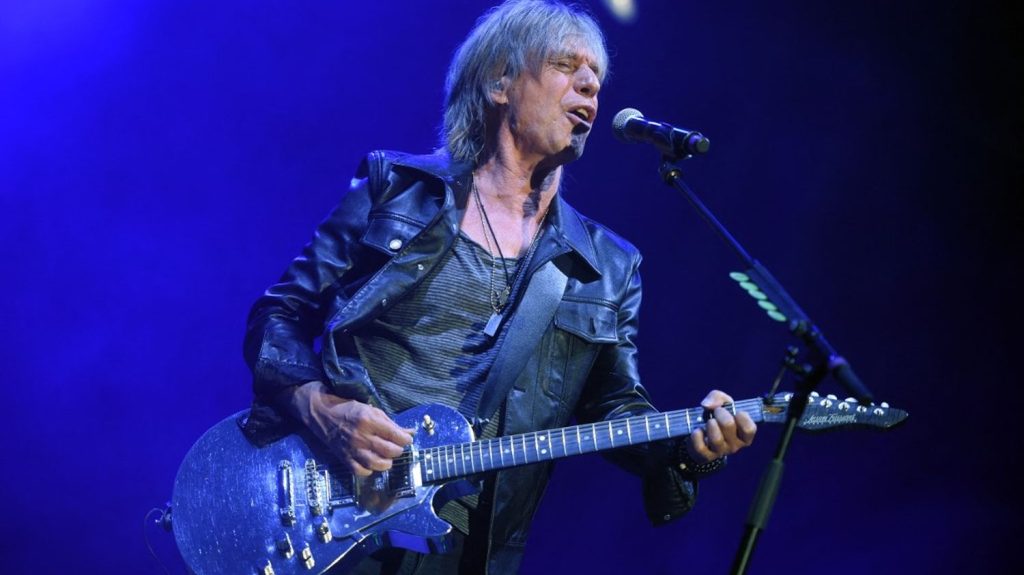 :
    le dernier publié



  

    
      
    
    
    "PAFINI", le nouvel album de Jean-Louis Aubert : "On est tous très perméables et très intuitifs"

          Tous les jours, une personnalité s'invite dans le monde d'Élodie Suigo. Lundi 14 octobre 2024 : l’auteur, compositeur et interprète Jean-Louis Aubert. Il vient de sortir, en septembre 2024, "Pafini", son dixième album studio.
    
    
          Diffusé le 14/10