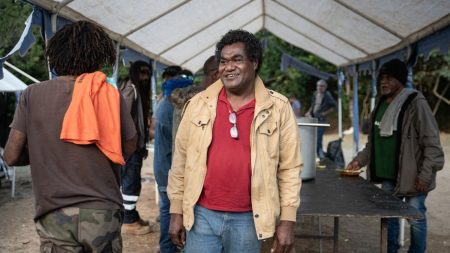 Crise en Nouvelle-Calédonie : cinq militants indépendantistes se pourvoient en cassation pour dénoncer leur détention dans l'Hexagone et un transfert "inhumain"