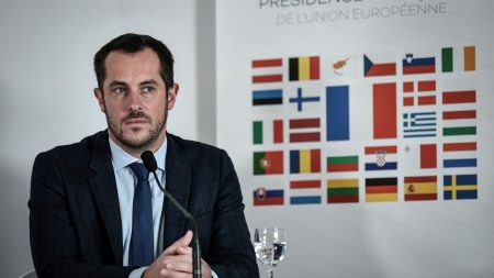 Procès RN : Nicolas Bay dénonce « procédure politique » et « instrumentalisation de la justice » Procès du RN : Nicolas Bay dénonce "une procédure politique" et "une instrumentalisation de la justice"