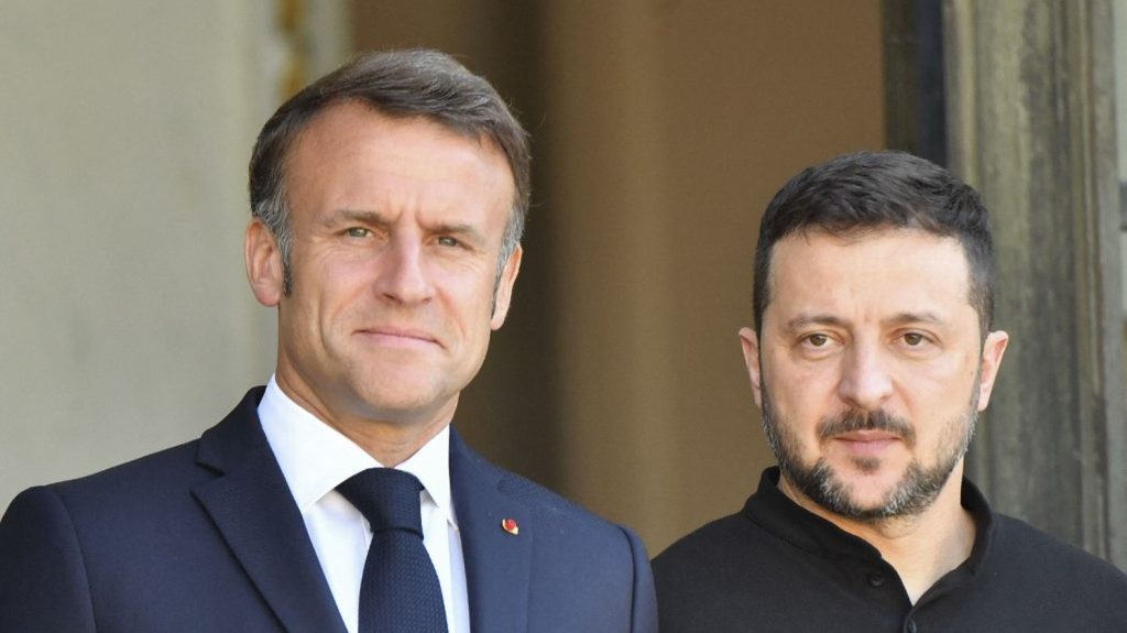 Le président ukrainien Volodymyr Zelensky sera reçu jeudi à Paris par Emmanuel Macron