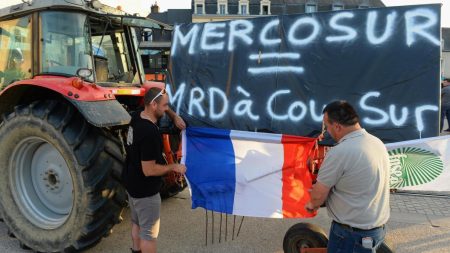 Macron cherche à bloquer l'accord avec le Mercosur lors de sa visite en Amérique du Sud