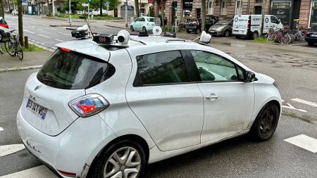 :
    le dernier publié



  

    
      
    
    
    Amendes de stationnement : le droit des usagers renforcé

          Dans la jungle de la signalisation routière, on peut hésiter, se tromper et se faire sanctionner en toute bonne foi, sur un malentendu avec le sentiment d'injustice qui va avec. Une décision du conseil d’État risque d'avoir des conséquecnes importantes.
    
    
          Diffusé le 26/11