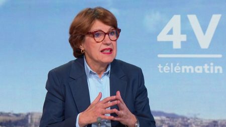 Colère des agriculteurs : "On peut dialoguer sans violence", estime Annie Genevard, ministre de l'Agriculture