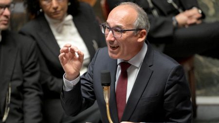 Gouvernement rejette « loi cadre intégrale » contre violences sexuelles réclamée par associations Le gouvernement écarte la demande de "loi cadre intégrale" contre les violences sexuelles demandée par les associations