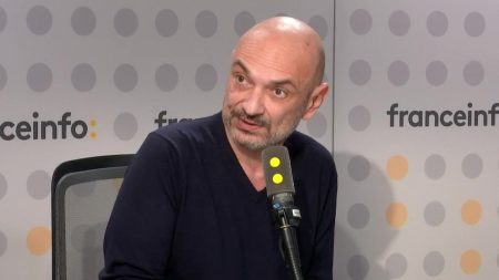 :
    le dernier publié



  

    
      
    
    
    La proposition de loi de LFI visant à abroger le délit d'apologie du terrorisme est une "aberration", déplore l'avocat Richard Malka

          "Ce n'est pas parce qu'il y a parfois des plaintes abusives, qu'il faut abroger un délit, les juges sont là pour juger", rappelle Richard Malka.
    
    
          Diffusé le 25/11