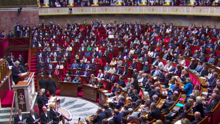 LFI veut abroger le délit d’apologie du terrorisme, forte opposition à l’Assemblée nationale Assemblée nationale : LFI souhaite abroger le délit d’apologie du terrorisme, l’opposition vent debout