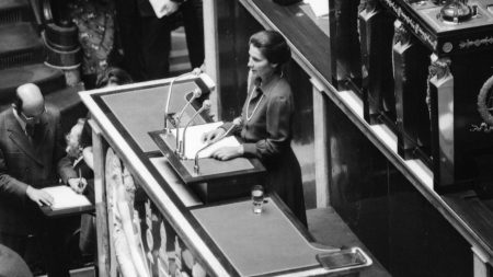 La France fête les 50 ans du début de la dépénalisation de l’avortement