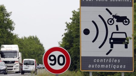 La France mise sur des caméras de circulation alimentées par l'IA pour détecter les conducteurs qui enfreignent les règles