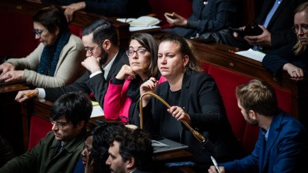 Les Insoumis promettent d' »abroger » la réforme des retraites « tôt ou tard » Les Insoumis assurent que, "tôt ou tard", ils réussiront à "abroger" la réforme des retraites