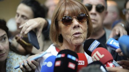 Les procureurs exigent la peine maximale contre un Français dans un procès pour viol collectif