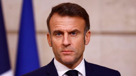 Liban : Macron demande l’arrêt immédiat des actions violant le cessez-le-feu Liban : Emmanuel Macron appelle à stopper "immédiatement" toutes les actions qui "contreviennent" au cessez-le-feu
