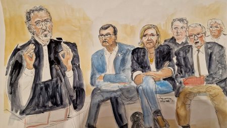 Procès FN: L’avocat de Le Pen demande à la justice de « laisser le peuple souverain » trancher Au procès des assistants parlementaires européens du FN, l'avocat de Marine Le Pen demande à la justice de "laisser le peuple souverain" décider de son avenir politique