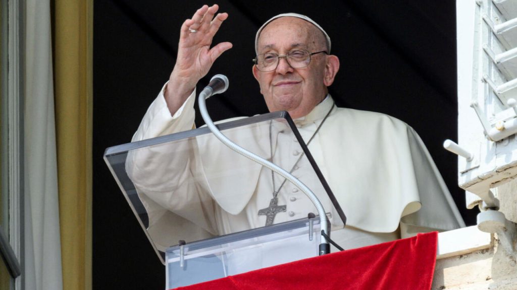 La Corse accueille le pape François avec des discours, une messe et des premières historiques