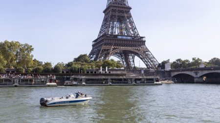 La maire de Paris, Anne Hidalgo, annonce une convention citoyenne pour protéger la Seine
