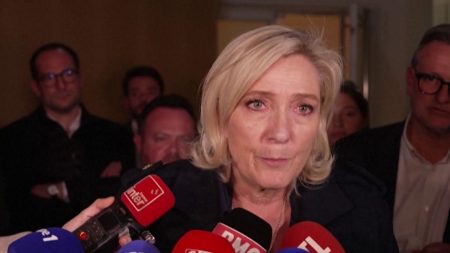 Budget 2025 : De la bienveillance à la censure par Barnier et le Rassemblement national Budget 2025 : Michel Barnier et le Rassemblement national, de la bienveillance à la censure