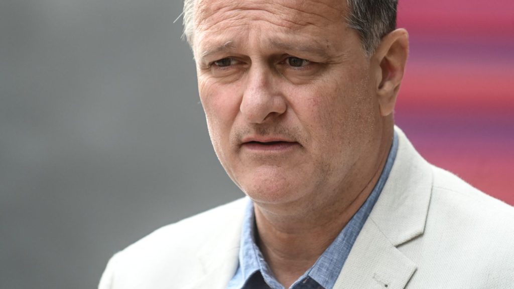 Budget de la Sécurité sociale : Louis Aliot confirme que le RN votera la motion de censure "en l'état actuel"