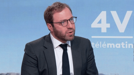 Censure : le ministre de l’Économie alerte sur l’instabilité si le gouvernement Barnier chute Gouvernement Barnier en sursis : le vote de la censure entraînerait "l'instabilité dans le pays", estime le ministre de l'Economie