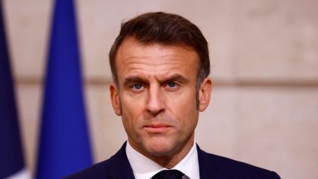 Chute du gouvernement Barnier : Macron s’exprimera jeudi à 20h, annonce l’Élysée après la censure Chute du gouvernement Barnier : Emmanuel Macron prendra la parole jeudi à 20 heures, annonce l'Elysée après la censure du Premier ministre