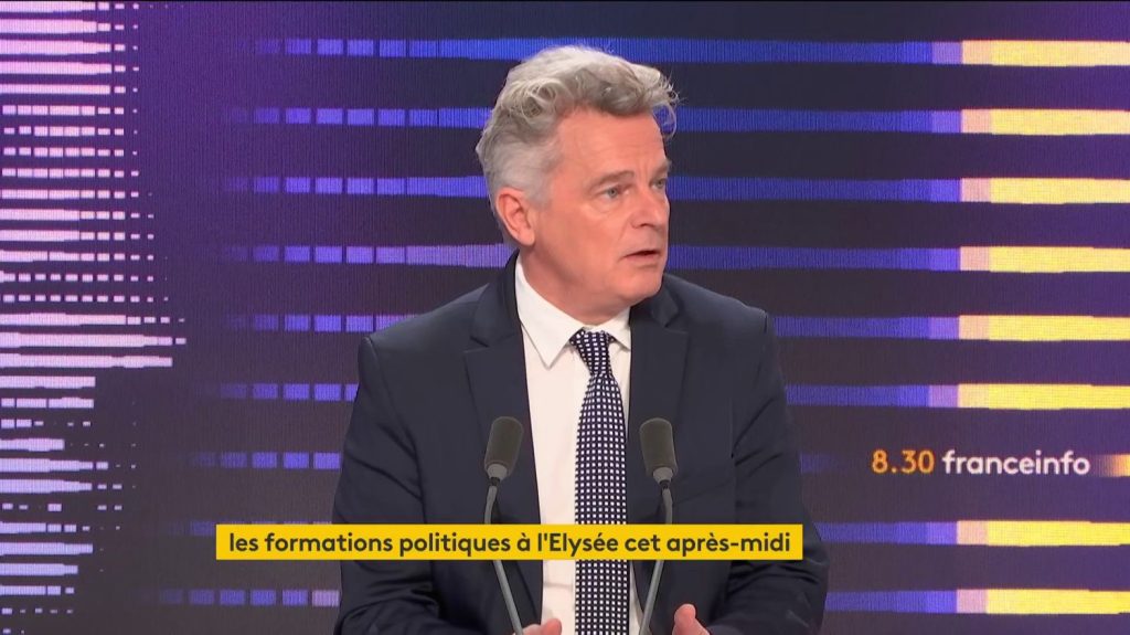 Nouveau gouvernement : les communistes se rendront à la réunion à l'Élysée pour "être au cœur du réacteur", déclare Fabien Roussel
