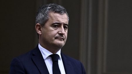 Prisons : Gérald Darmanin veut placer les "100 plus grands narcotrafiquants" du pays en isolement renforcé