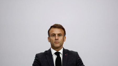 "La dissolution, c'est le péché originel" : après la censure du gouvernement, le scénario qu'Emmanuel Macron voulait éviter a fini par se réaliser