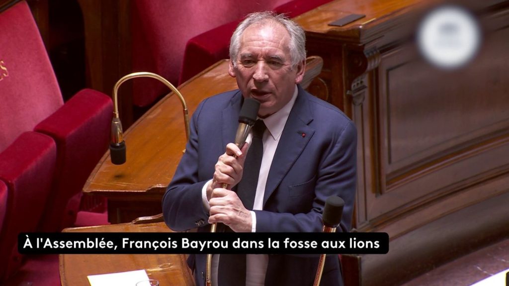Assemblée nationale : François Bayrou dans la fosse aux lions