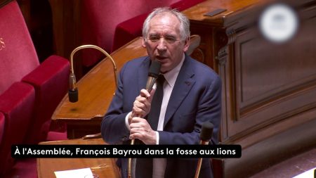 Assemblée nationale : François Bayrou dans la fosse aux lions
