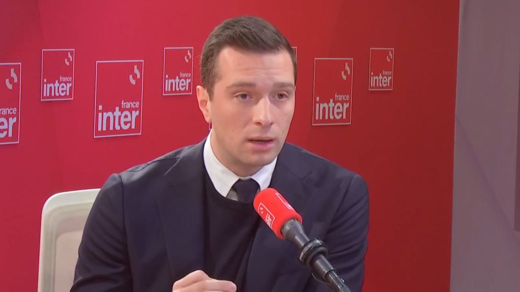 "Nous voterons la motion de censure", confirme le président du Rassemblement national Jordan Bardella