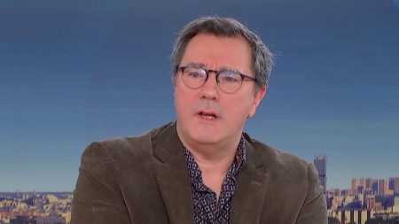 Menace de censure : « Dilemme difficile pour Le Pen », selon le politologue Rouquand Menace de motion de censure : "Le dilemme est difficile pour Marine Le Pen", juge Olivier Rouquand, politologue