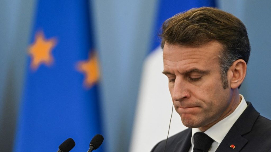 L'attente de la nomination d'un Premier ministre met les milieux d'affaires sur les nerfs