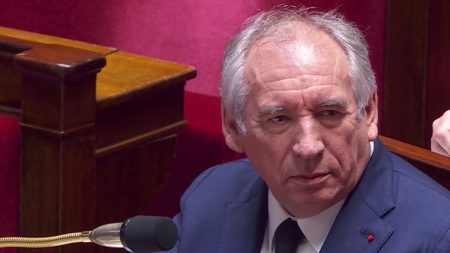 Réactions politiques après la nomination du gouvernement Bayrou Gouvernement Bayrou : les réactions politiques après cette nomination