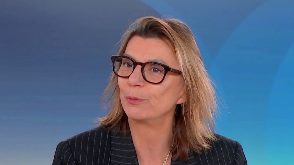Gouvernement Barnier renversé : "Beaucoup de chaos pour pas grand-chose", estime Véronique Reille Soult, présidente de Backbone Consulting