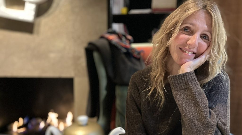 :
    Grand entretien




  

    
      
    
  
  "Je crois que je suis tombée un peu amoureuse d'elle" : Sandrine Kiberlain, volcanique dans "Sarah Bernhardt. La Divine" de Guillaume Nicloux