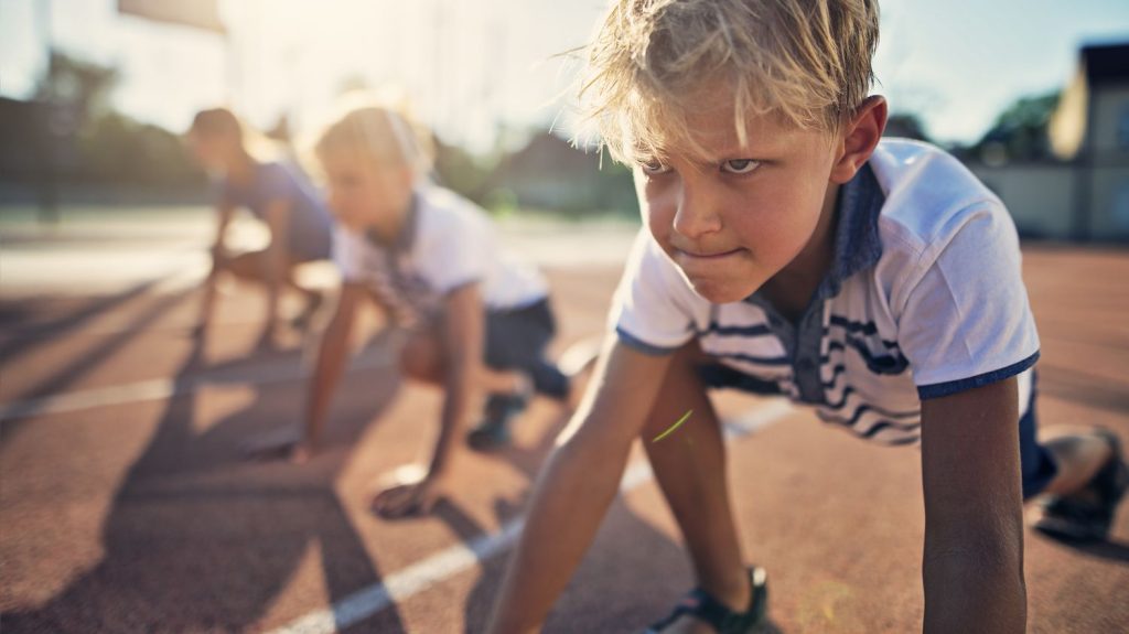 L’activité physique chez les enfants : une urgence de santé publique

          La promotion de l'activité physique et sportive était la Grande Cause Nationale du gouvernement en 2024, en particulier chez les enfants. Pourtant ce dernier a récemment rétropédalé.