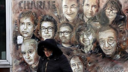 Charlie Hebdo vante son « indestructibilité » 10 ans après le massacre