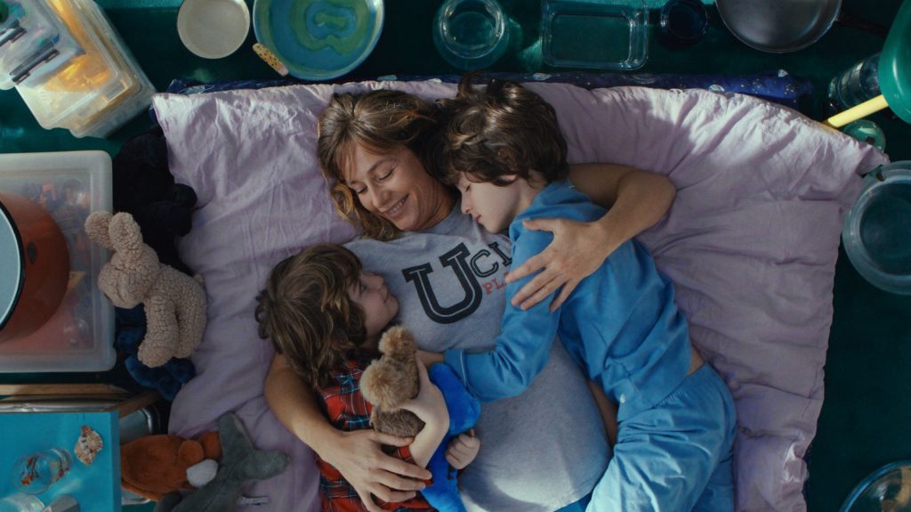 "Par amour" : Cécile de France, mère jusqu'à la folie dans un film d'Élise Otzenberger teinté de fantastique
