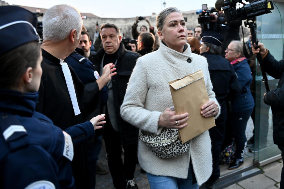 La fille de Dominique Pelicot, Caroline Darian, croit qu'elle était aussi droguée et violée