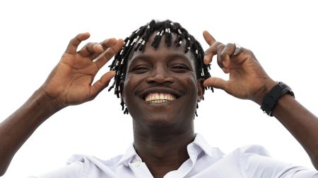 L'acteur Abou Sangaré, récompensé au Festival de Cannes pour son rôle dans l'"Histoire de Souleymane", obtient un titre de séjour