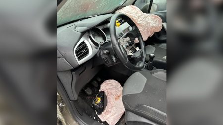 :
    le dernier publié



  

    
      
    
      

  

  
    
    Airbags défectueux : après des accidents mortels en France, comment expliquer des rappels si tardifs ?

          Depuis 2016, au moins 15 personnes ont été tuées par l’airbag de leur voiture en France, dont 14 en outre-mer. Le défaut de ces airbags fabriqués par le japonais Takata est pourtant connu depuis dix ans. Malgré les alertes, les rappels de véhicules par les constructeurs ont été trop tardifs.
    
    
          Diffusé le 08/01
                      
        28min