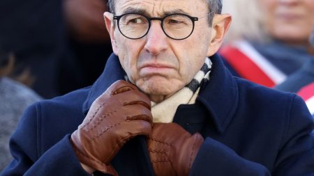 Algérie humilie France : Retailleau dénonce renvoi d’un influenceur expulsé de Paris "L'Algérie cherche à humilier la France", dénonce Bruno Retailleau après le renvoi par Alger d'un influenceur expulsé par Paris