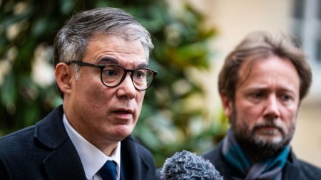 Bayrou pousse le Parti socialiste à envisager une motion de censure après ses déclarations "Le compte n'y est pas" : comment les déclarations de François Bayrou ont fait basculer le Parti socialiste, qui menace désormais de voter la censure