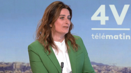 Bayrou sur l’immigration : Tondelier critique le Premier ministre, doit se concentrer sur l’essentiel. Propos de François Bayrou sur l'immigration : "Le Premier ministre devrait se concentrer sur les vrais sujets", selon Marine Tondelier