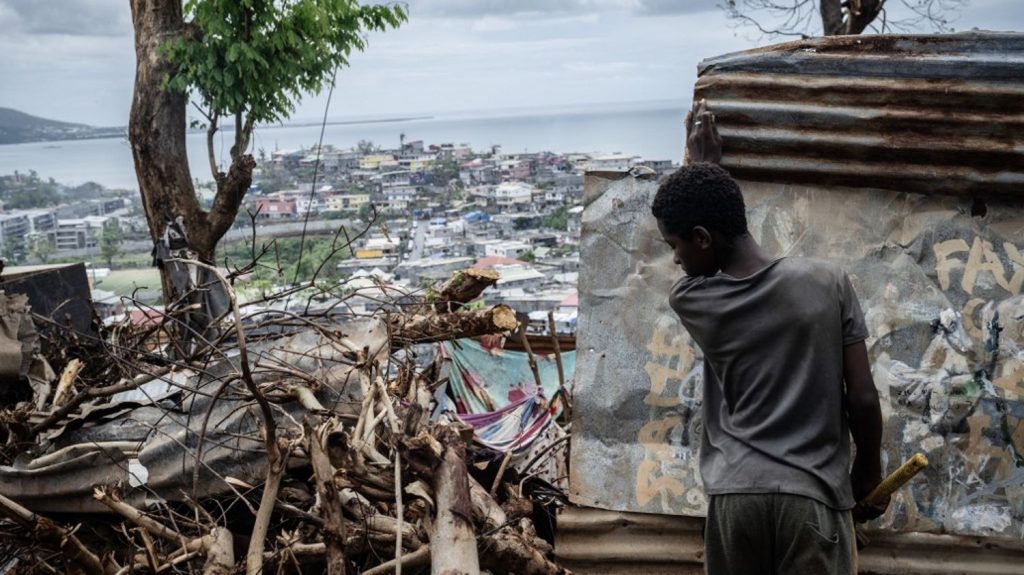 "Personne n'est capable de donner un chiffre" : à Mayotte, le bilan humain du cyclone Chido fait toujours débat